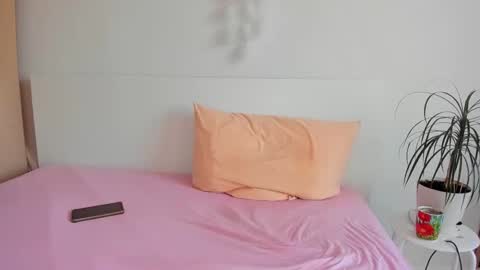 Nicole online show from November 23, 6:27 am