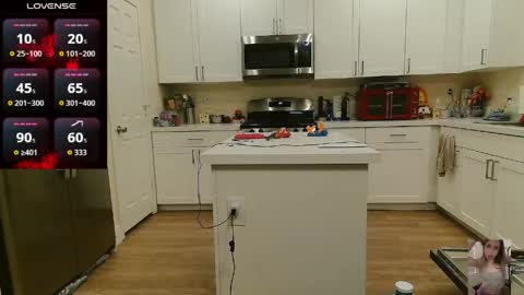 Bubbles online show from March 22, 9:04 am