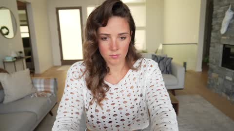 Emma Bloom online show from December 15, 8:36 pm