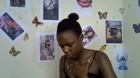 blue_savagee online show from December 19, 5:05 pm