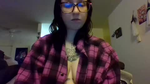 Blueeyedbeauty online show from November 7, 1:00 am