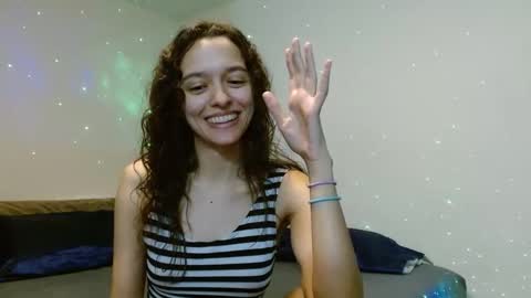 bluevixen7 online show from December 22, 7:54 am