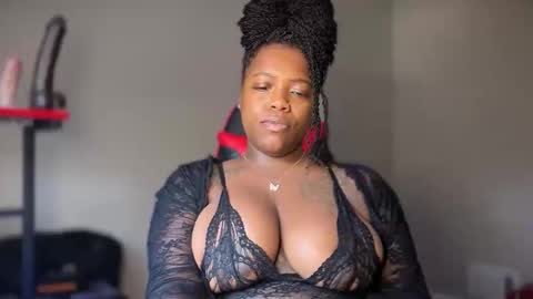       online show from April 7, 9:17 pm