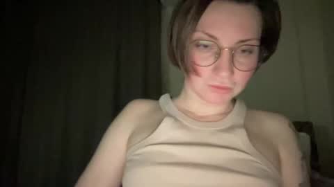 Snapshot of bobwig4 chatting on January 19, 9:23 pm Tips prfr 11-55-111 tok online show from January 19, 9:23 pm
