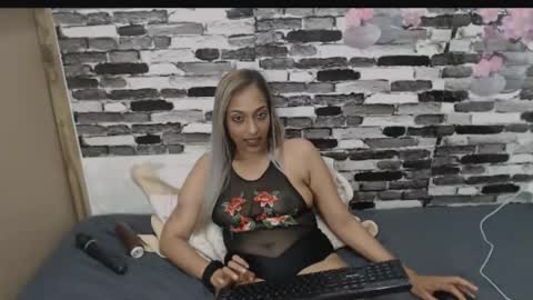 Kim online show from October 15, 8:44 pm