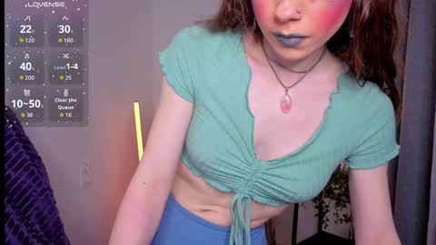 Karen online show from April 17, 4:31 pm