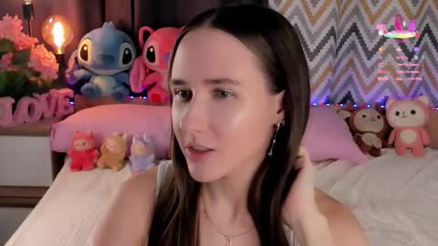 Emma online show from September 23, 1:15 am