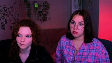 Bonnie online show from March 25, 2:53 pm