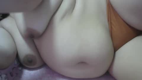 Snapshot of boobsiemarie chatting on March 11, 11:01 am MommyMarie-Singlemom of 2. online show from March 11, 11:01 am