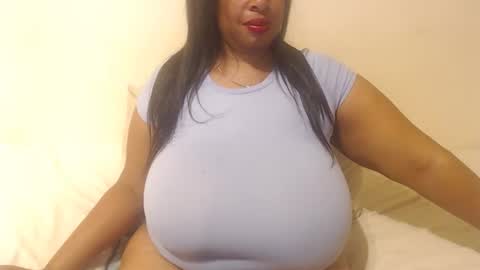 boobyqueen online show from December 16, 10:59 pm