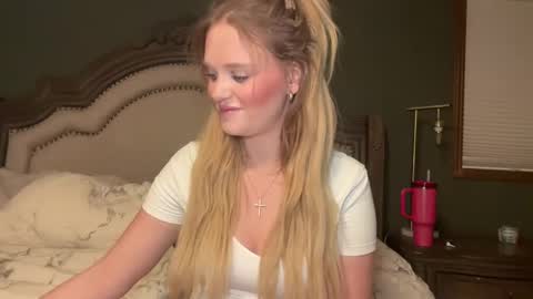 booksnlooksgirl online show from January 13, 3:23 am