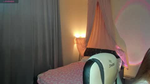Snapshot of booozekirs_ chatting on September 22, 2:10 am Milena online show from September 22, 2:10 am