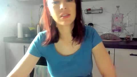Klaras room online show from May 28, 9:18 am