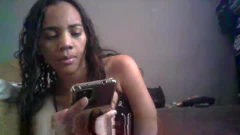 Snapshot of boozyart chatting on October 16, 8:06 am boozyArt online show from October 16, 8:06 am
