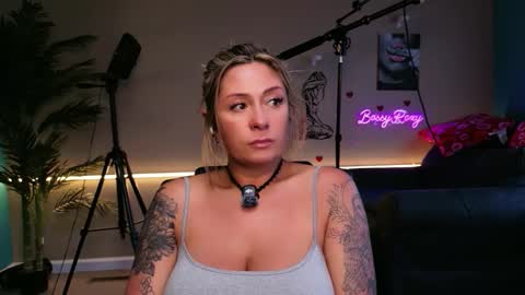 bossyroxy84 online show from March 9, 2:42 pm