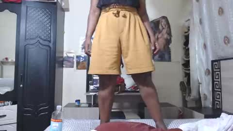 bouncingassxx online show from April 2, 8:17 pm