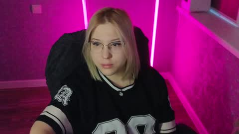 Belle  online show from February 7, 2:08 am