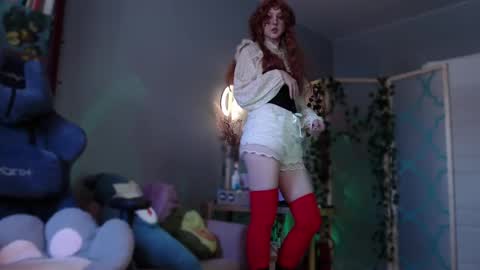 Aurorabut ur dad just calls me Rory online show from March 10, 11:45 am