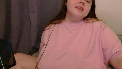 Emma online show from January 16, 6:26 pm