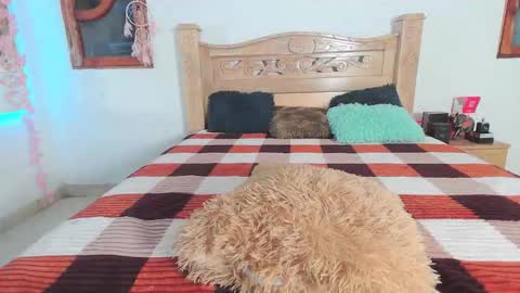 bratz_glloe online show from March 10, 3:54 am