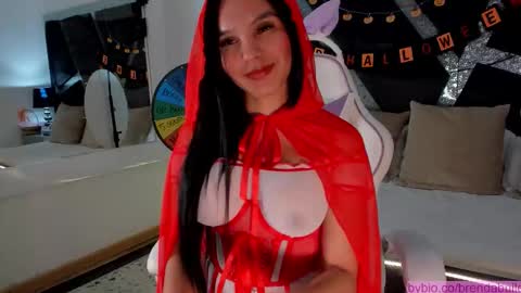 Brenda online show from October 27, 10:26 pm