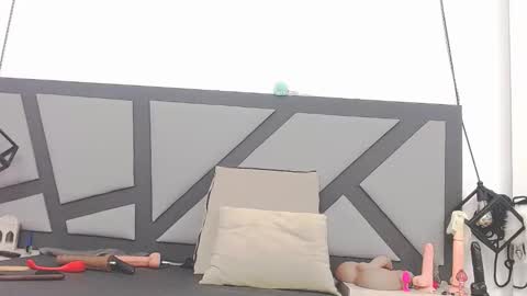 BRENDA VELASQUEZ online show from October 20, 10:02 pm