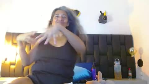 Snapshot of brenda_velasquez chatting on January 24, 9:26 pm BRENDA VELASQUEZ online show from January 24, 9:26 pm