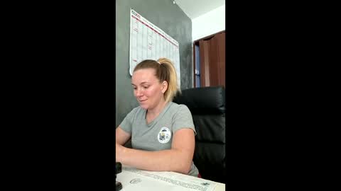 Brenda online show from April 23, 12:29 pm