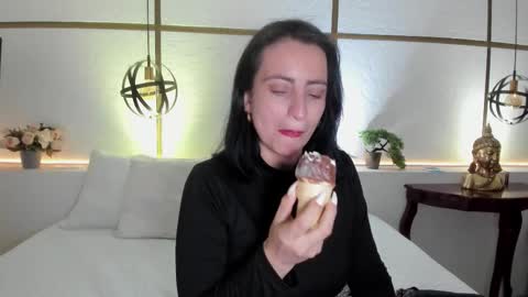 MeganBeaked online show from February 5, 2:42 pm