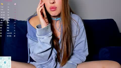 Mia   online show from October 17, 7:11 am