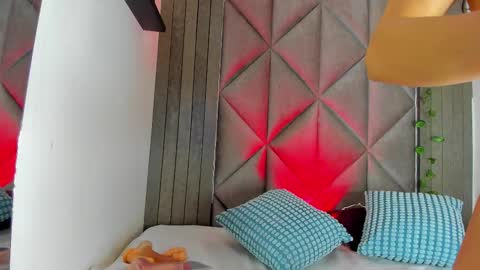 B R I A  online show from March 2, 1:27 am