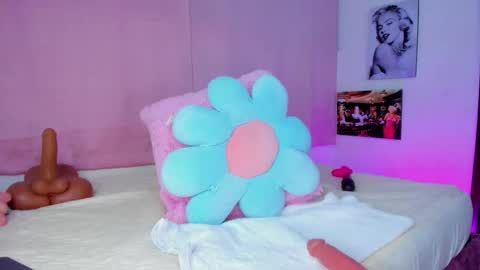 briana11_ online show from October 29, 9:46 am