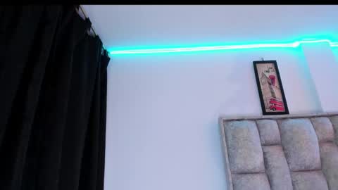     online show from September 12, 7:10 pm