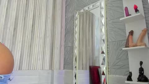 Brianna Chelsea  online show from November 5, 12:10 pm