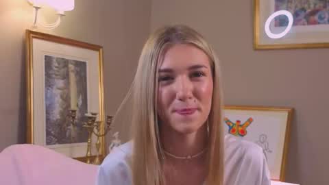 Snapshot of bridgetgodbold chatting on September 24, 9:25 pm Mary online show from September 24, 9:25 pm