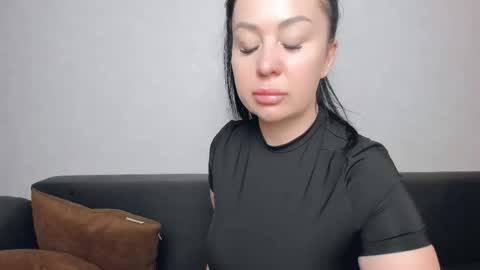 brilliantegirl_ online show from September 11, 7:31 am