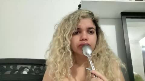 brithneysquirt online show from December 22, 1:09 am