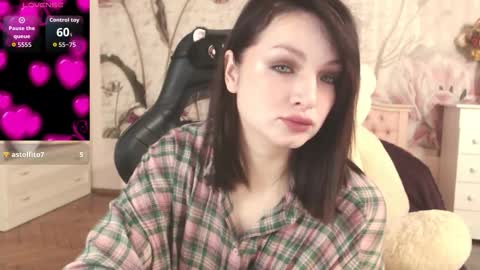 britneybarker online show from October 13, 12:24 am