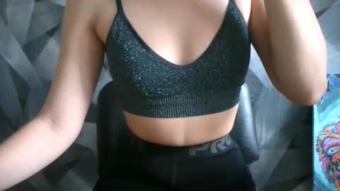 BritneyxKittens online show from October 27, 5:47 am