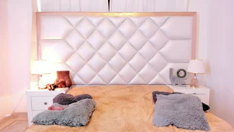 Brittany  online show from April 8, 9:50 pm