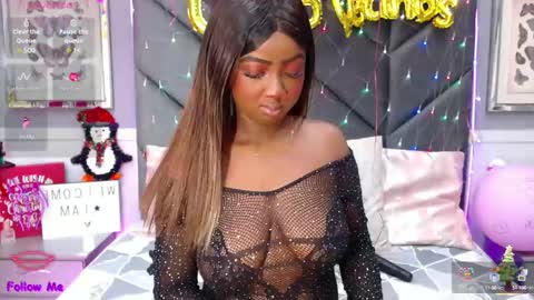 Snapshot of brittanyjhonnns chatting on December 23, 2:24 am brittany 25 years old happy as a worm online show from December 23, 2:24 am