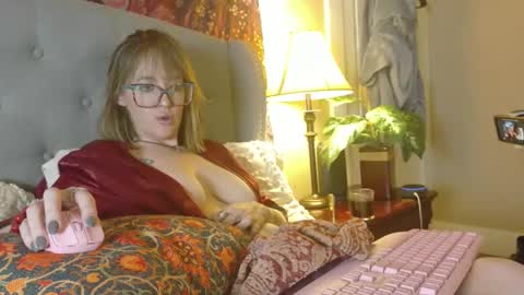 brookieslife online show from April 22, 4:42 am