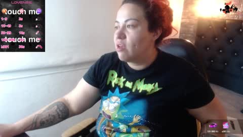 Snapshot of bruja_scarlata chatting on December 10, 10:49 am Bruja SCarlata online show from December 10, 10:49 am
