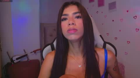 SARAH  online show from April 10, 1:33 am