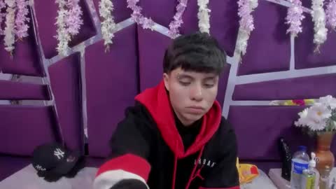 Bruno Cruz online show from December 19, 3:32 am