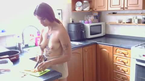 Snapshot of brutecia chatting on September 14, 8:23 am brutecia online show from September 14, 8:23 am