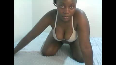 bubbly_ass30 online show from February 5, 2:25 am