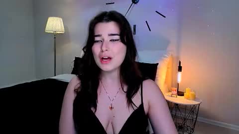 Ari online show from March 24, 2:55 pm