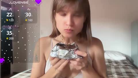 Snapshot of buckwheat_queen chatting on February 23, 4:50 pm Mira online show from February 23, 4:50 pm