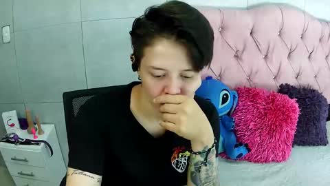 bug2025 online show from December 21, 3:11 am